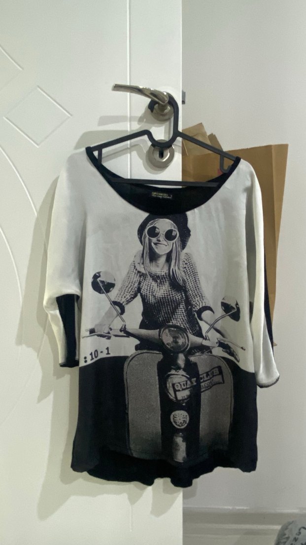 Gri Baskılı Kadın Biker Tişört - Görsel 4