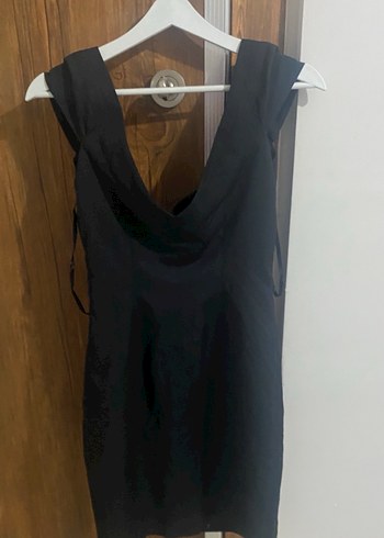 Siyah V Yaka Drapeli Midi Elbise - Görsel 3