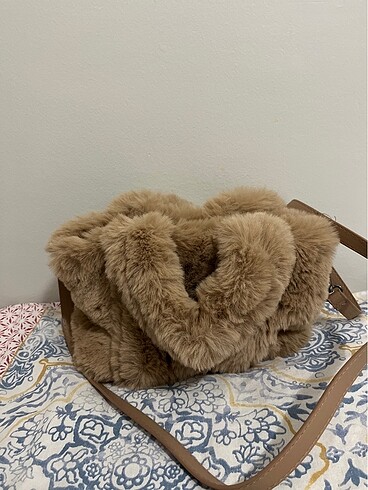 Stradivarius Stradivarius peluş çanta