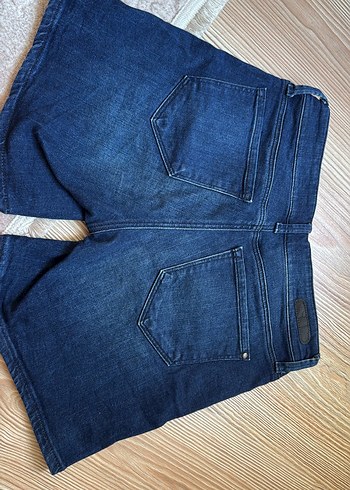 26 Beden Mavi Jeans Şort