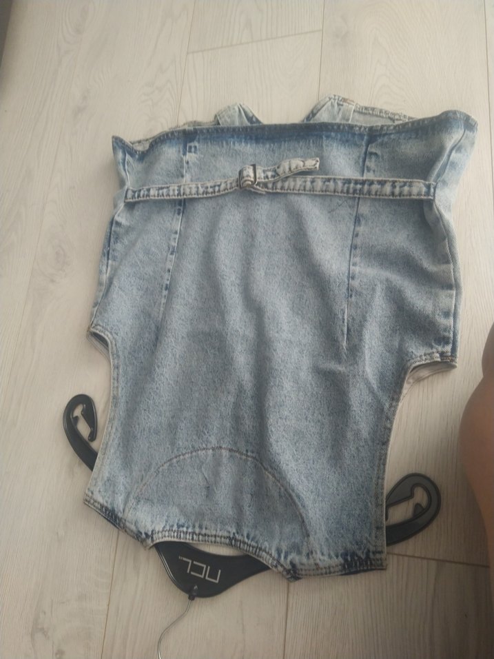 açık kot yelek mango model bel kemer detay - Görsel 2