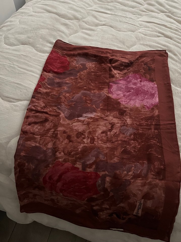 Bordo İpek Görünümlü Dökümlü Kadın Şal - Görsel 2