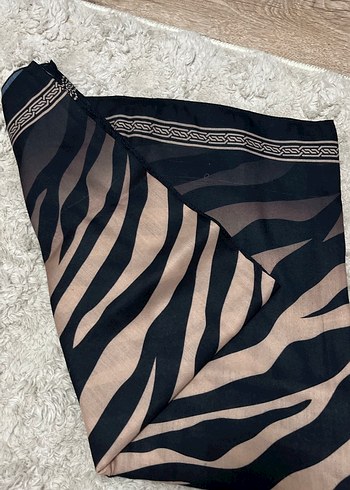 Kadın şal - Görsel 2