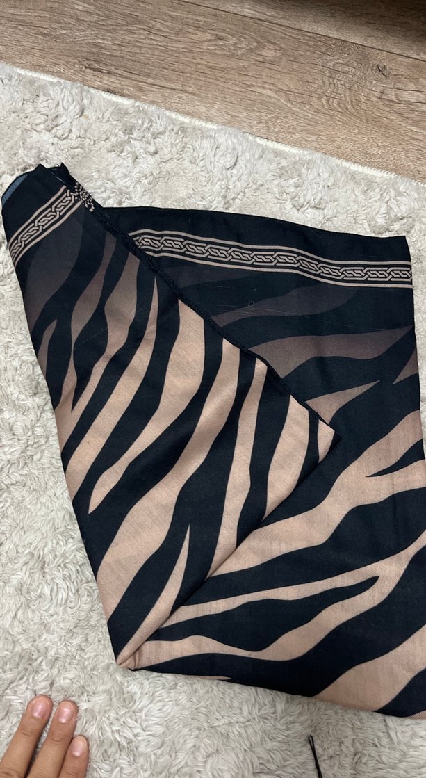 Kadın şal - Görsel 2