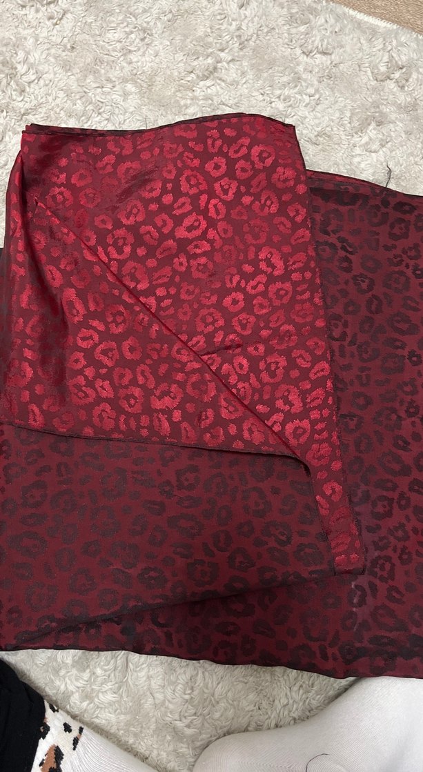 Bordo Leopar Desenli Kadın Şal - Görsel 3