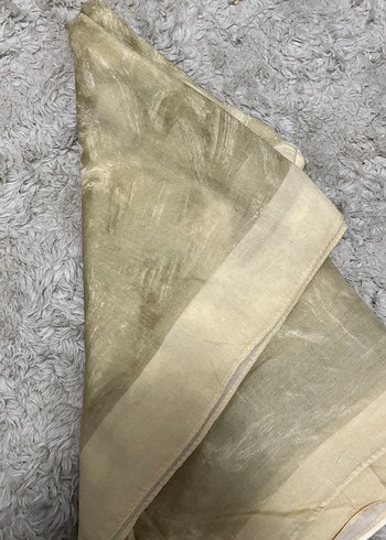 Kadın Bej İpek Görünümlü Dökümlü Şal - Görsel 2