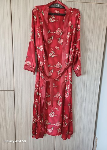 Çiçek Desenli Uzun Kadın sabahlık ve gecelik 2 parça - Görsel 2