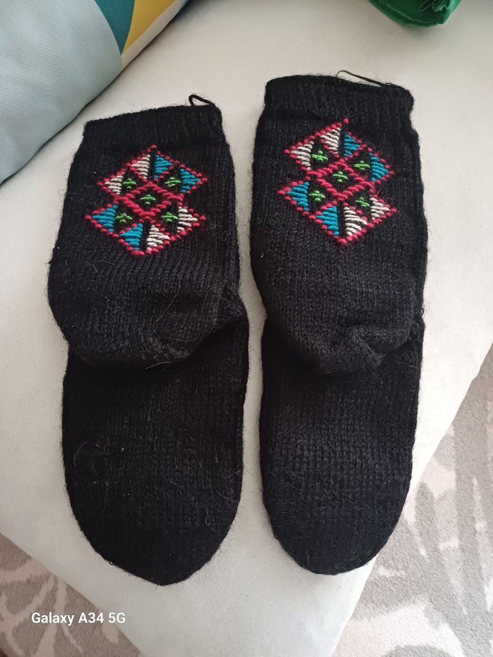 Nakışlı Örgü Kadın patiği - Görsel 4