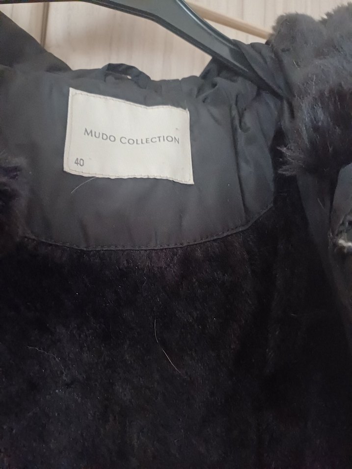 Kürklü Siyah Uzun Kadın Kışlık kaban - Görsel 5