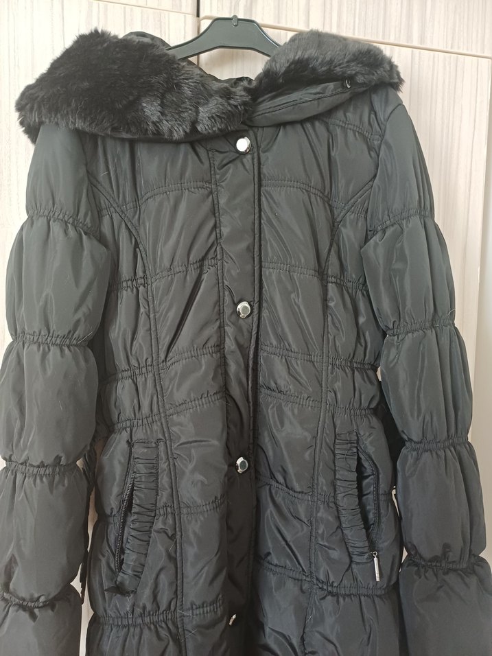 Kürklü Siyah Uzun Kadın Kışlık kaban - Görsel 2