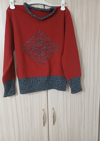 Nakışlı Kırmızı Gri Kadın Kazak - Görsel 2