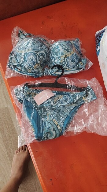 Bikini