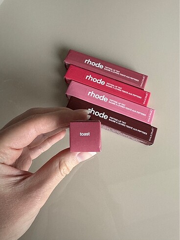 Beden Rhode Lip Tint Toast rengi