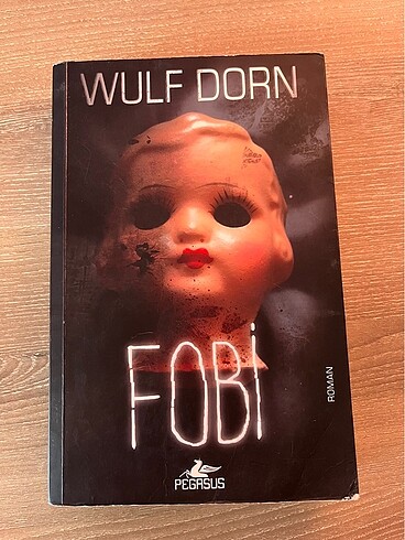 Wulf Dorn, Fobi