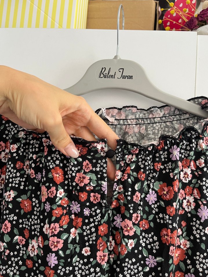 Çiçekli Bluz - Görsel 4