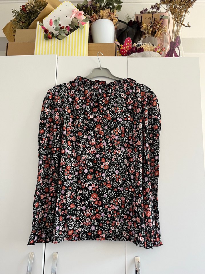 Çiçekli Bluz - Görsel 2