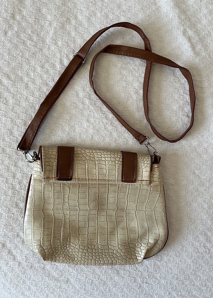 Bej Rengi Omu Çantası - Görsel 2