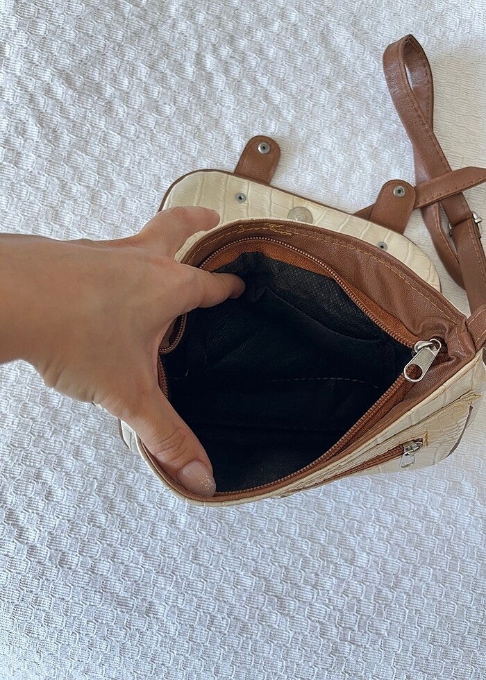 Bej Rengi Omu Çantası - Görsel 4