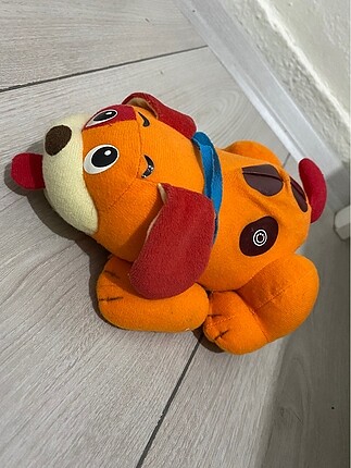 Fisher Price Bondigo titreyen köpek