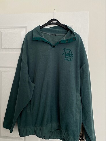 Bershka Sweatshirt