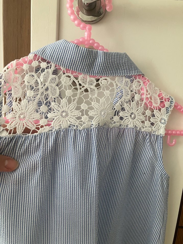 Kolsuz Dantel Detaylı Nakışlı Kız Bluzu - Görsel 3