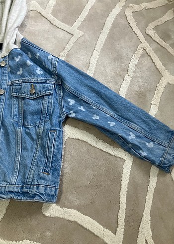 Kapüşonlu disney Detaylı Mavi Denim Ceket - Görsel 2