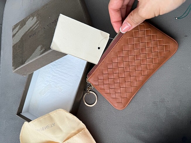 Bottega Veneta cuzdan
