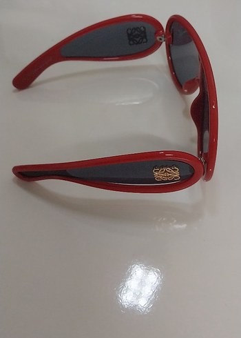 Parlak Kırmızı Tokalı Retro Kadın Güneş Gözlüğü - Görsel 3