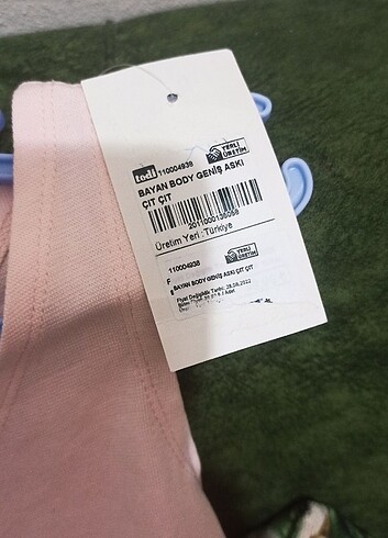 Ted Baker Bayan çıtçıtlı zıbın 