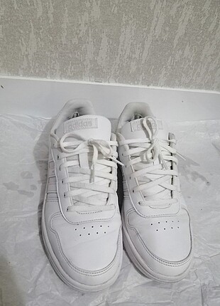 Adidas - hoops 2.0