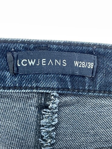 28 Beden mavi Renk LC Waikiki Jean / Kot %70 İndirimli.
