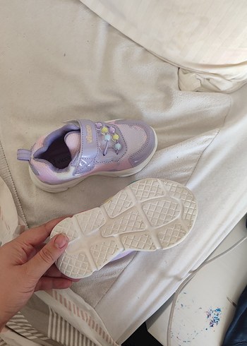 24 Beden Kız Çocuk Mor Bağcıksız Spor Ayakkabı