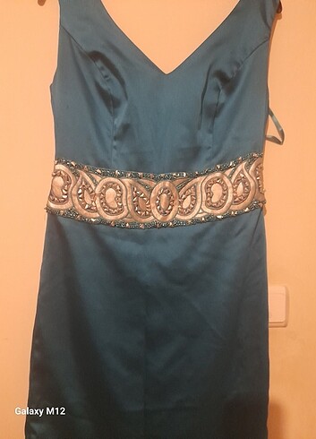 44 Beden Saten elbise