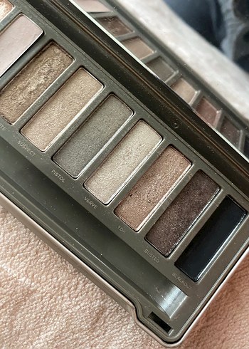 Urban Decay Naked2 Göz Farı Paleti - Görsel 4