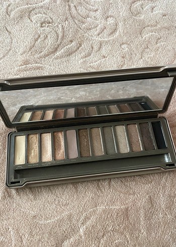 Urban Decay Naked2 Göz Farı Paleti - Görsel 2