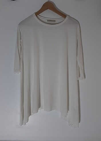 Bershka beyaz t-shirt