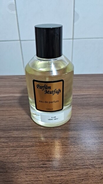 Bayan parfüm