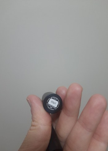 make up for ever kırmızı ruj - Görsel 3