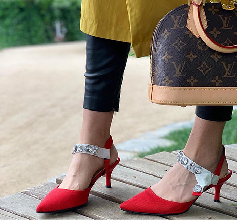 Diğer Taşlı stiletto