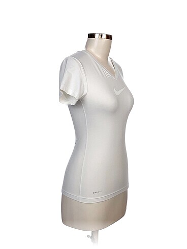 Nike T-shirt %70 İndirimli. - Görsel 2