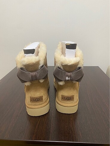 41 Beden camel Renk UGG BOT YENİ 41 NUMARA