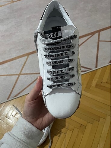 Golden Goose Deluxe Golden Goose spor ayakkabı