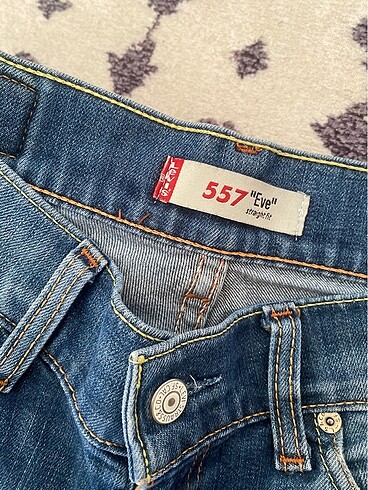 34 Beden Levis 557 jean