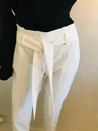 38 Beden Beyaz kumaş pantolon kemerli
