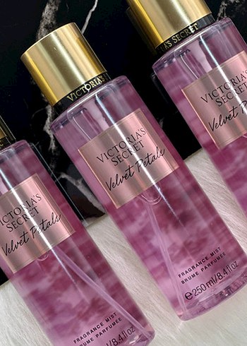 Victoria's Secret Kadın vücut spreyi 250 ml ÇEŞİTLERİ