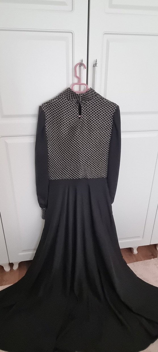 Uzun Siyah Gotik Kadın Elbise - Görsel 2