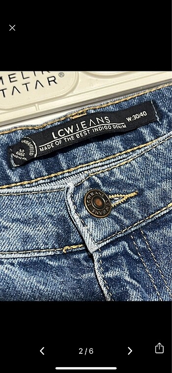 LC Waikiki Yırtık kot pantolon