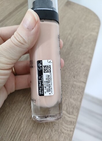  Beden Renk Flormar fondöten 