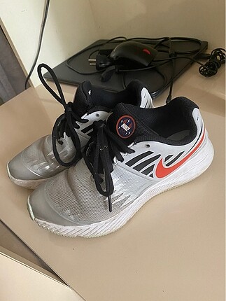 Nike orijinal koşu ayakkabısı