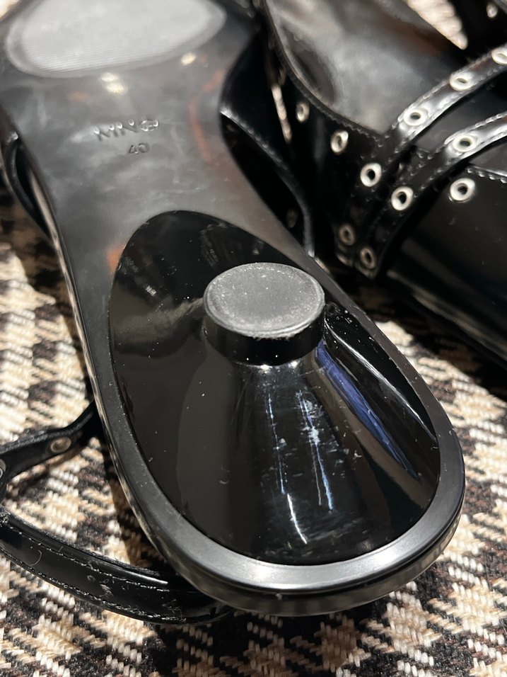 Siyah Topuklu Ayakkabı - Görsel 3